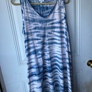 Blue and White Tie-Dye Sleeveless Dress Bust 46” L